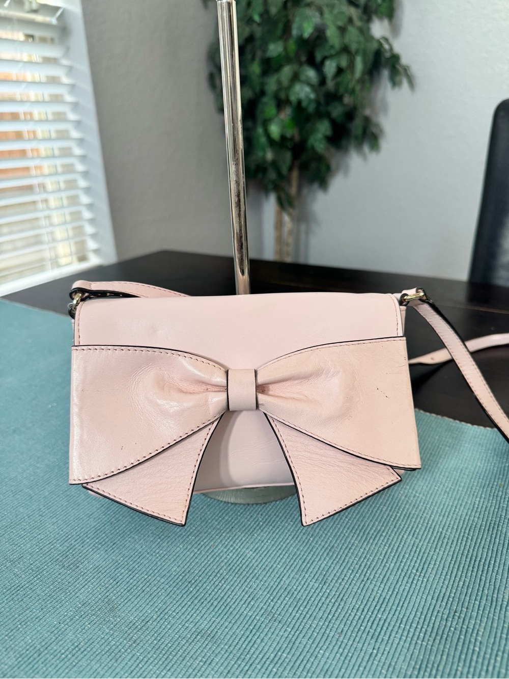 Kate Spade Pink Bow Crossbody Bag